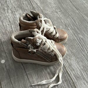 Michael kors sneakers size 8